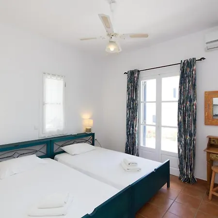 Maria, Golden Beach, Paros