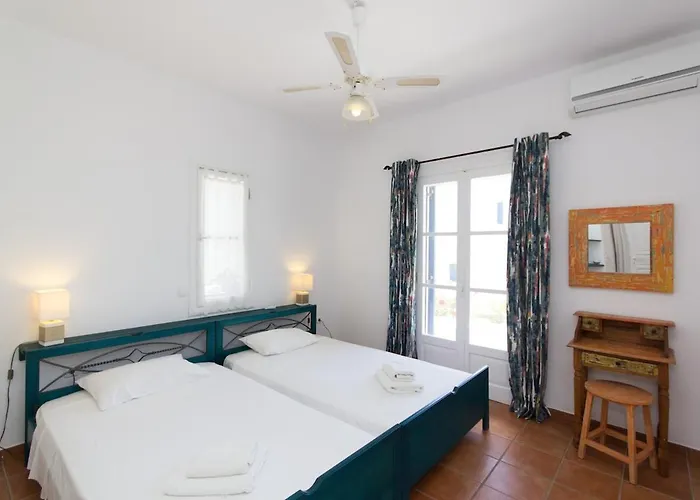 Maria, Golden Beach, Paros