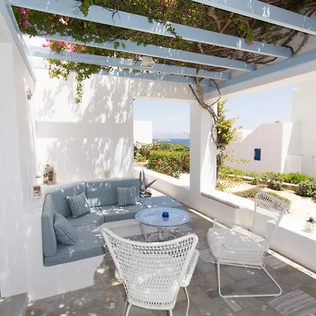 Maria, Golden Beach, Paros * Chrisi Akti (Paros)