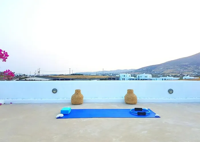 Maria, Golden Beach, Paros *